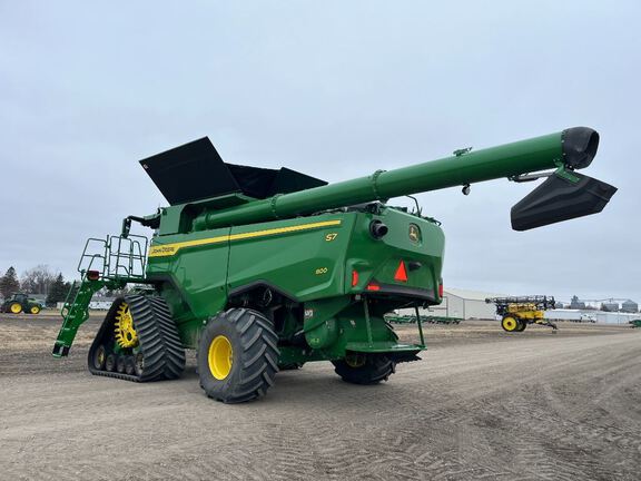 2025 John Deere S7 800 Combine