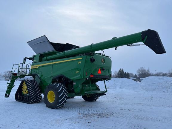 2025 John Deere S7 800 Combine
