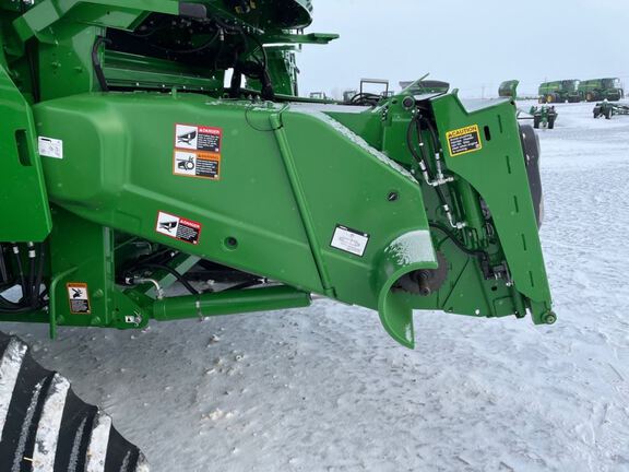 2025 John Deere S7 800 Combine