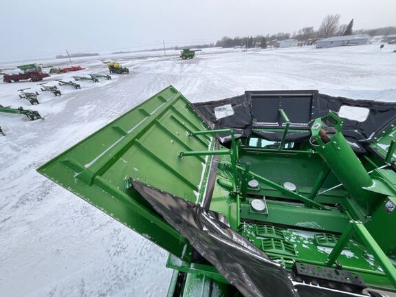 2025 John Deere S7 800 Combine