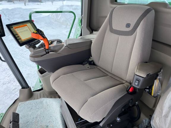 2025 John Deere S7 800 Combine