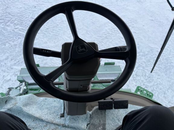 2025 John Deere S7 800 Combine