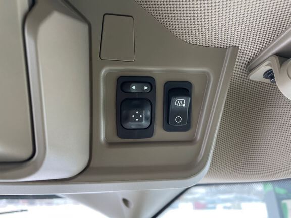 2025 John Deere S7 800 Combine