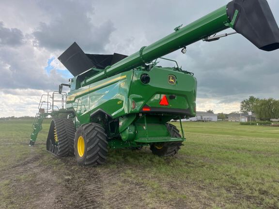 2025 John Deere S7 800 Combine