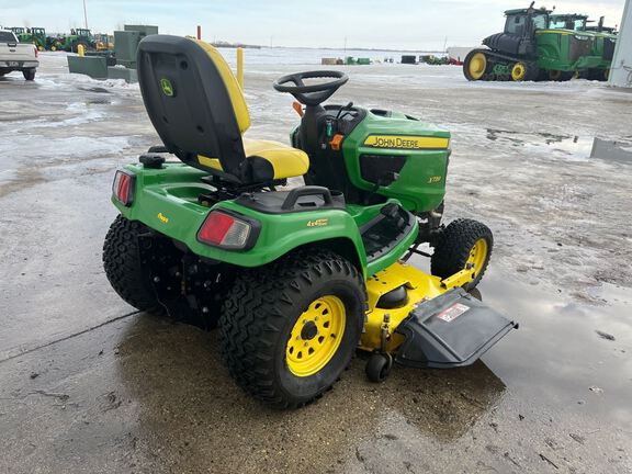 2013 John Deere X739 Garden Tractor