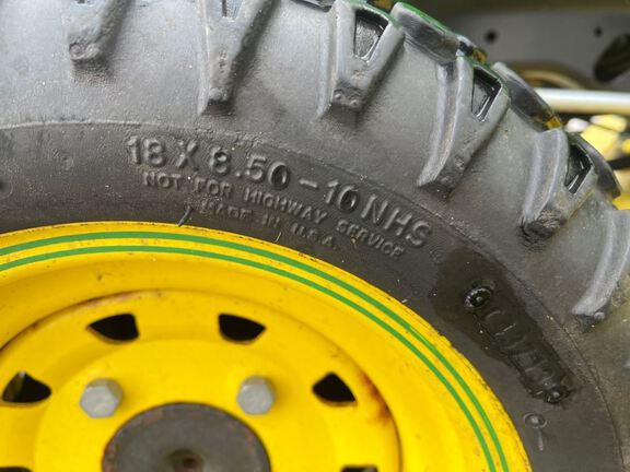 2013 John Deere X739 Garden Tractor