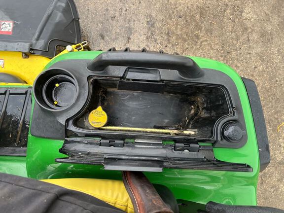 2013 John Deere X739 Garden Tractor