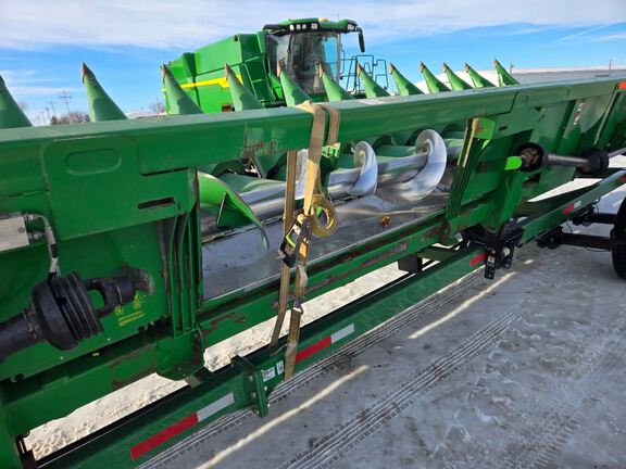 2012 John Deere 618C Header Corn Head