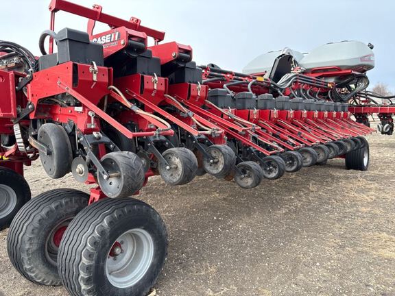 2013 Case 1265 Planter