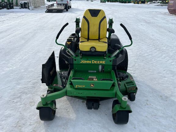 2019 John Deere Z740R Mower/Zero Turn