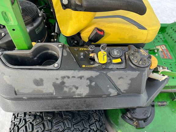 2019 John Deere Z740R Mower/Zero Turn