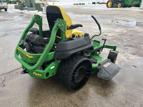 2019 John Deere Z740R Mower/Zero Turn