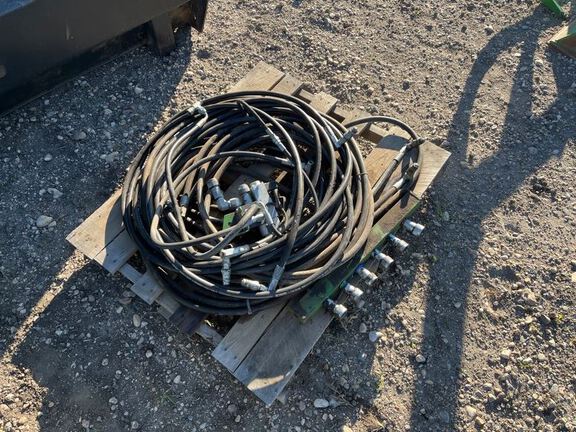 Leon 4000 BLADE Tractor Attachment