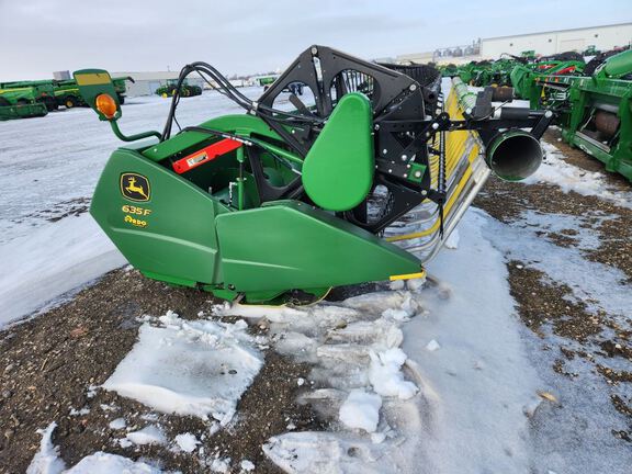 2020 John Deere 635F Header Combine