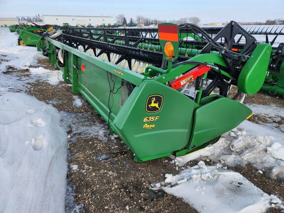 2020 John Deere 635F Header Combine