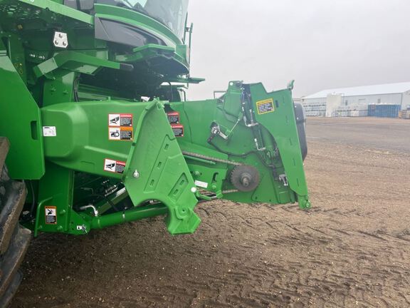 2025 John Deere S7 700 Combine