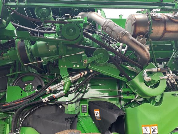 2025 John Deere S7 700 Combine