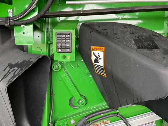 2025 John Deere S7 700 Combine