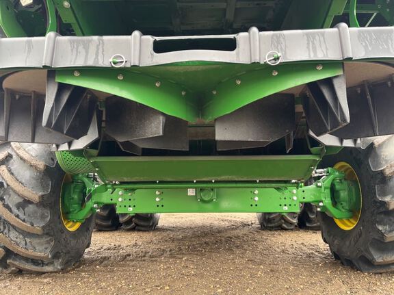 2025 John Deere S7 700 Combine