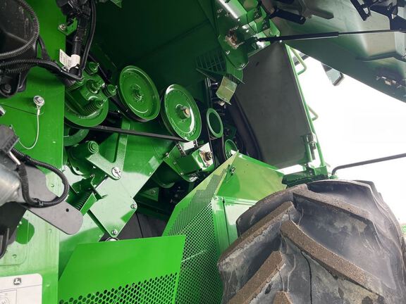 2025 John Deere S7 700 Combine