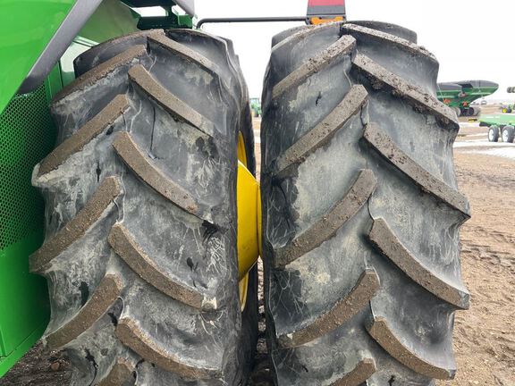 2025 John Deere S7 700 Combine