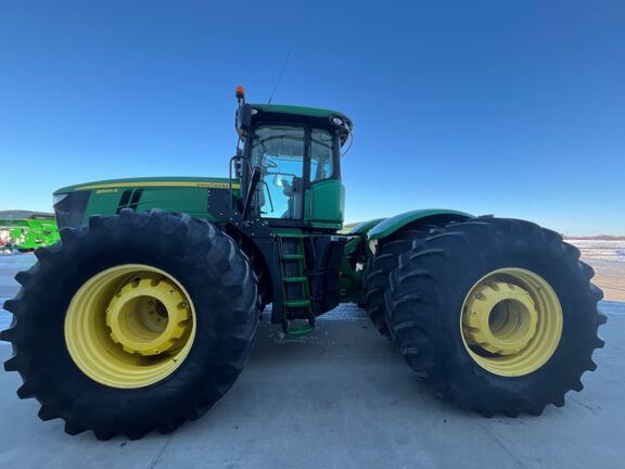 2013 John Deere 9560R Tractor 4WD