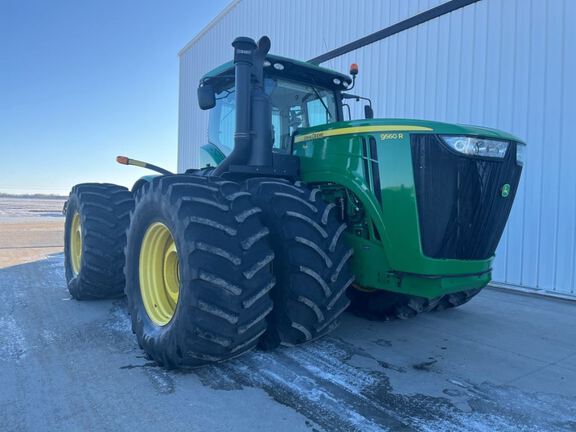 2013 John Deere 9560R Tractor 4WD