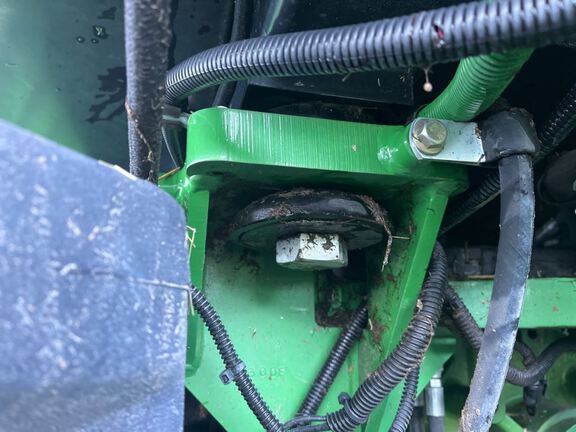 2013 John Deere 9560R Tractor 4WD