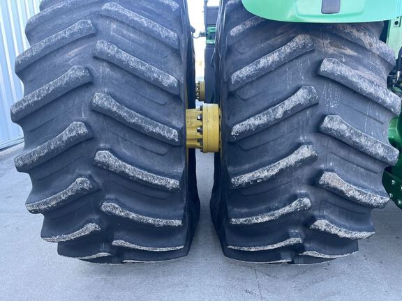 2013 John Deere 9560R Tractor 4WD