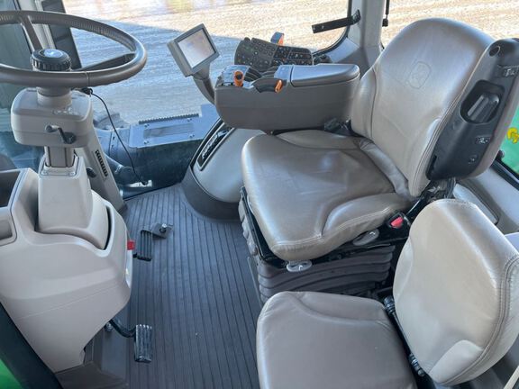 2013 John Deere 9560R Tractor 4WD