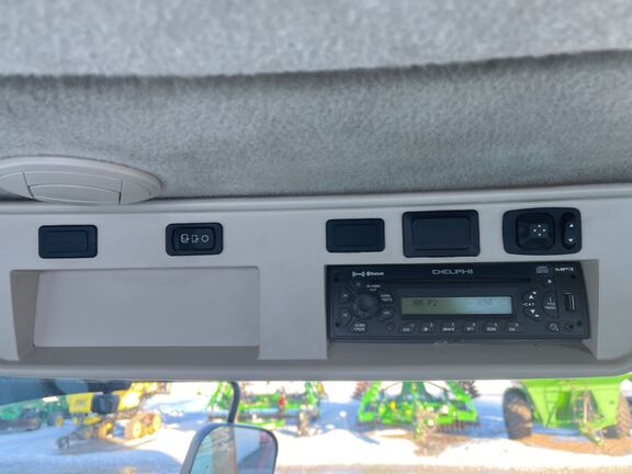 2013 John Deere 9560R Tractor 4WD