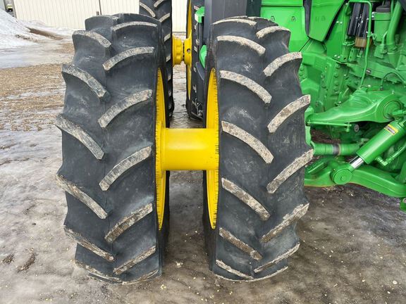 2021 John Deere 8R 280 Tractor
