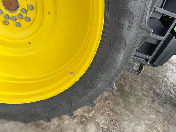 2021 John Deere 8R 280 Tractor