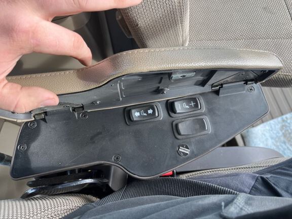 2021 John Deere 8R 280 Tractor