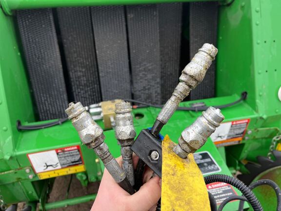 2013 John Deere 449 Baler/Round