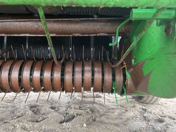 2013 John Deere 449 Baler/Round