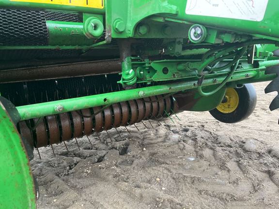 2013 John Deere 449 Baler/Round