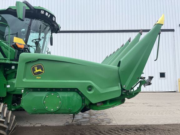2024 John Deere C8R Header Corn Head