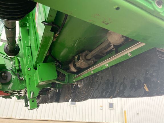 2024 John Deere C8R Header Corn Head