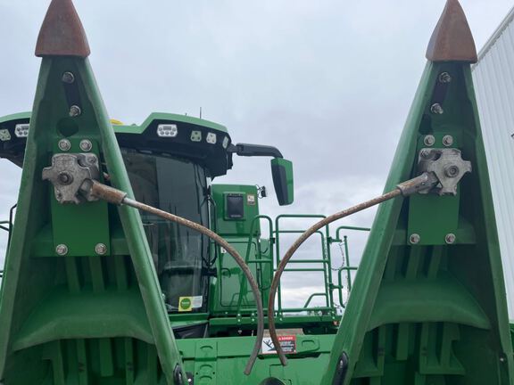 2024 John Deere C8R Header Corn Head