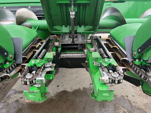 2024 John Deere C8R Header Corn Head