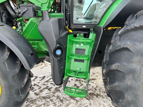 2024 John Deere 6R 215 Tractor