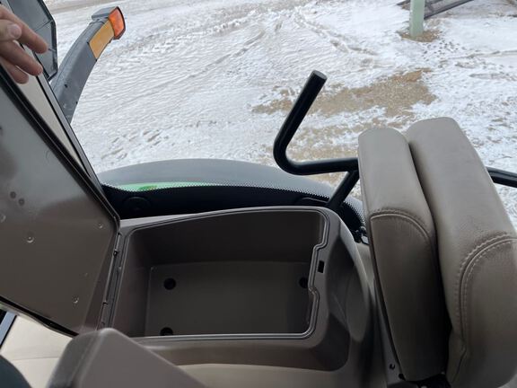 2024 John Deere 6R 215 Tractor