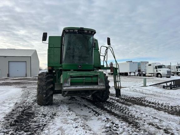 2001 John Deere 9750 STS Combine