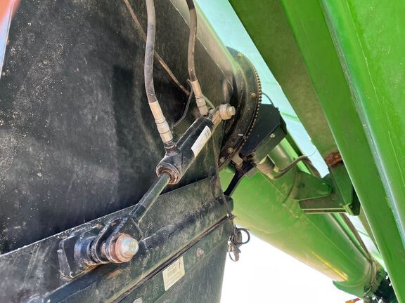 2018 Brent V1500 Grain Cart