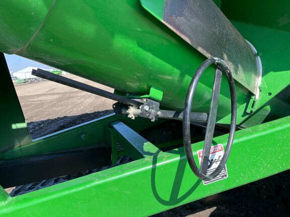 2018 Brent V1500 Grain Cart