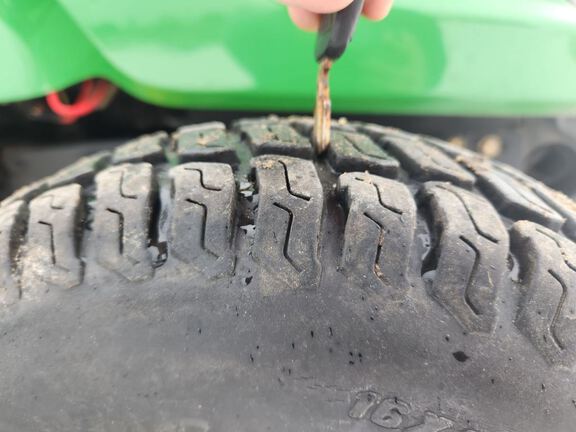 2011 John Deere X534 Garden Tractor