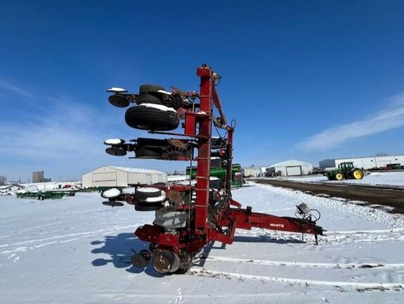 1999 AGCO White 6122 Planter