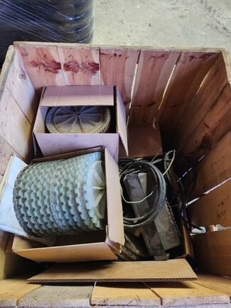 1999 AGCO White 6122 Planter