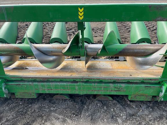 2022 John Deere C18R Header Corn Head